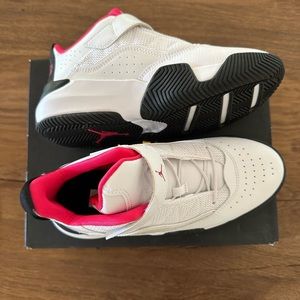 New Jordan Stay Loyal Color White/Rush Pink-black, Size 2.5Y Boys, New in box